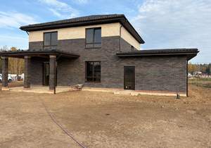 Дом 243м&sup2;, 2-этажный, участок 8 сот.  