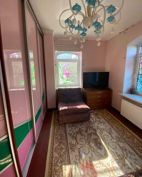 Дом 250м², 3-этажный, участок 9 сот.  