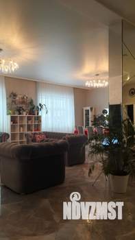 Коттедж 520м², 3-этажный, участок 14 сот.  