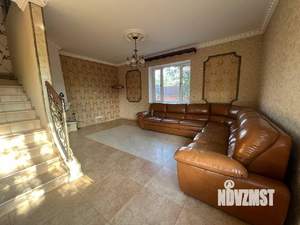 Дом 230м², 3-этажный, участок 14 сот.  