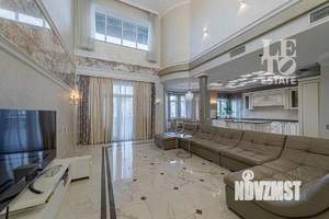 Дом 1150м², 4-этажный, участок 55 сот.  