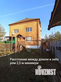 Таунхаус 242м², 3-этажный, участок 3 сот.  