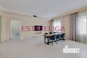 Коттедж 1500м², 3-этажный, участок 35 сот.  