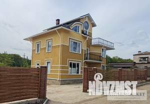 Дом 380м², 3-этажный, участок 16 сот.  