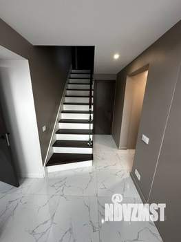 Коттедж 110м&sup2;, 2-этажный, участок 12 сот.  