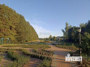 Дом 700м², 3-этажный, участок 12 сот.  