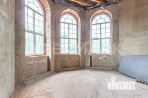 Коттедж 1700м², 2-этажный, участок 52 сот.  