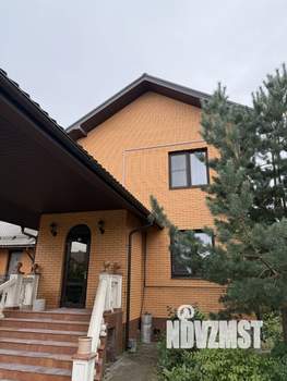 Коттедж 230м², 3-этажный, участок 15 сот.  