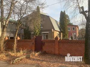 Дом 346м&sup2;, 2-этажный, участок 7 сот.  