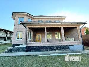 Дом 342м², 2-этажный, участок 8 сот.  