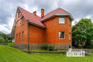 Дом 234м², 2-этажный, участок 15 сот.  