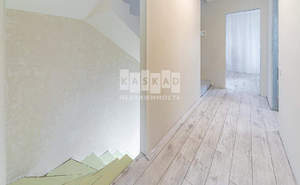 Дом 130м², 3-этажный, участок 4 сот.  