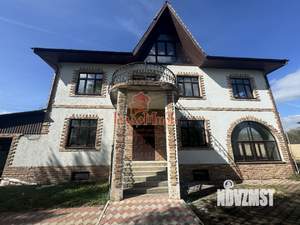 Дом 400м², 3-этажный, участок 12 сот.  