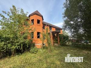 Дом 470м&sup2;, 2-этажный, участок 7 сот.  