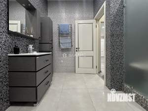 Дом 484м², 2-этажный, участок 6 сот.  