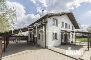 Дом 286м², 2-этажный, участок 11 сот.  