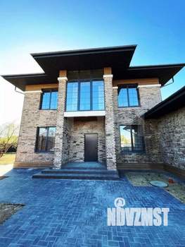 Дом 451м&sup2;, 3-этажный, участок 6 сот.  