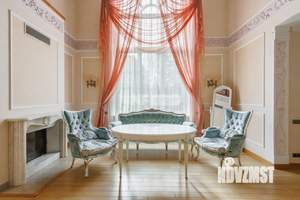 Дом 515м², 3-этажный, участок 22 сот.  