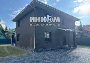 Дом 261м², 2-этажный, участок 6 сот.  