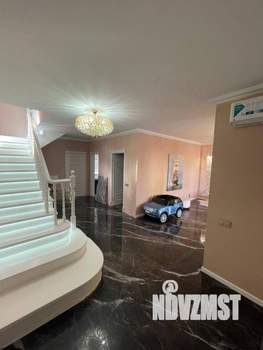 Дом 196м², 2-этажный, участок 11 сот.  