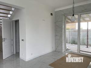 Коттедж 214м², 3-этажный, участок 5 сот.  