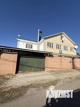 Дом 614м², 3-этажный, участок 10 сот.  