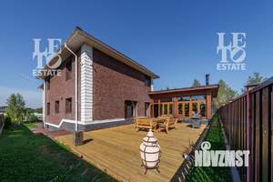 Дом 496м², 3-этажный, участок 25 сот.  