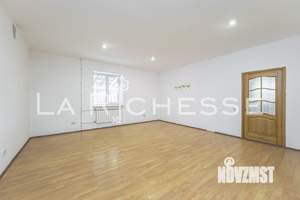 Дом 615м², 3-этажный, участок 14 сот.  