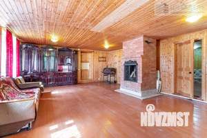 Дом 180м², 2-этажный, участок 13 сот.  