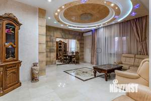 Дом 280м&sup2;, 2-этажный, участок 16 сот.  