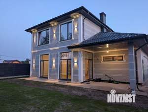 Дом 220м&sup2;, 2-этажный, участок 8 сот.  