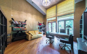 Дом 1700м², 2-этажный, участок 410 сот.  