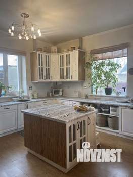 Дом 328м&sup2;, 2-этажный, участок 6 сот.  