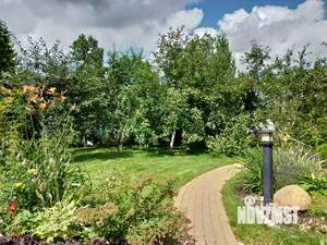 Коттедж 320м&sup2;, 2-этажный, участок 8 сот.  