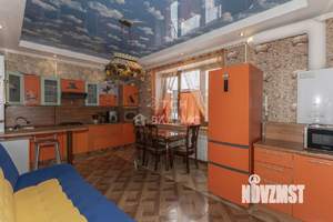 Дом 478м², 2-этажный, участок 10 сот.  