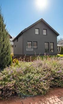 Дом 200м², 2-этажный, участок 10 сот.  