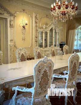 Коттедж 1100м², 3-этажный, участок 25 сот.  