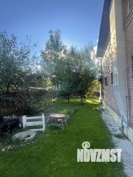 Дом 220м², 2-этажный, участок 9 сот.  