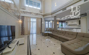 Дом 1150м², 4-этажный, участок 55 сот.  