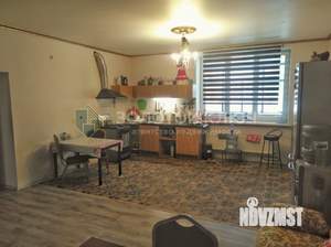 Дом 614м², 3-этажный, участок 12 сот.  