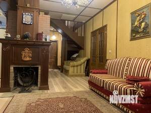 Дом 207м², 2-этажный, участок 12 сот.  