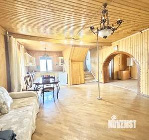Дом 250м², 3-этажный, участок 6 сот.  