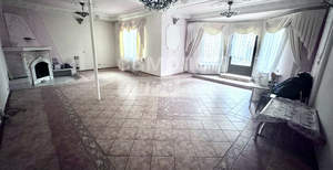 Дом 288м&sup2;, 2-этажный, участок 14 сот.  