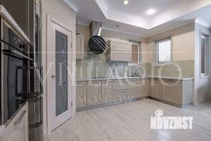 Дом 235м², 3-этажный, участок 7 сот.  