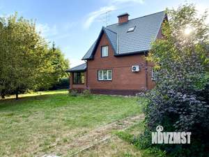 Дом 353м², 3-этажный, участок 8 сот.  