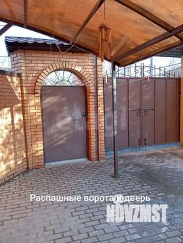 Таунхаус 242м², 3-этажный, участок 3 сот.  