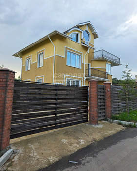 Дом 380м², 3-этажный, участок 16 сот.  