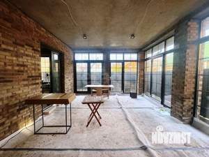 Дом 451м², 3-этажный, участок 6 сот.  