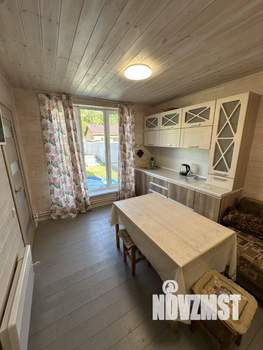 Дом 250м², 2-этажный, участок 10 сот.  