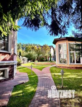 Коттедж 1100м², 3-этажный, участок 25 сот.  